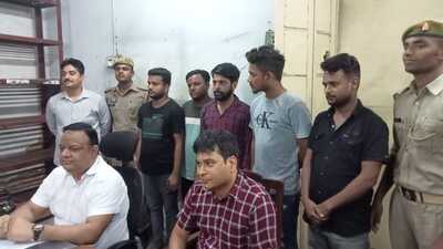 The accused in police custody (HT Photo) The accused in police custody (HT Photo)