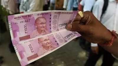 RBI governor Shaktikanta Das on May 22 clarified that time will be given till September 30 to exchange or deposit their ₹2,000 notes in their respective bank accounts (Twitter) RBI governor Shaktikanta Das on May 22 clarified that time will be given till September 30 to exchange or deposit their ₹2,000 notes in their respective bank accounts (Twitter)