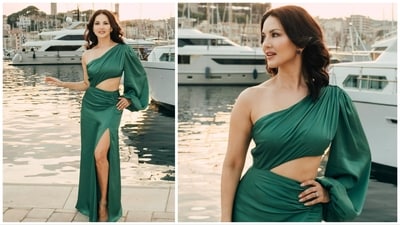 Sunny Leone has reached Cannes. Sunny Leone has reached Cannes.