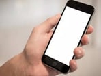 The advisory comes after several consumers complained that sellers refuse to provide services unless the consumers share their contact details.

