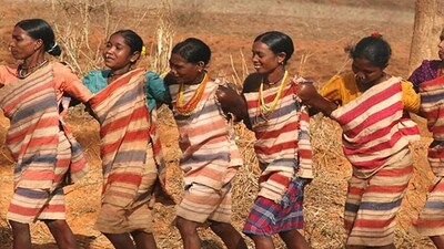 Sume-Gelirak festival, Odisha: This festival includes rituals like sacrificing animals and birds and propitiating with liquor. During this festival, women can choose their life partners during the dance which follows after the puja and offerings. (Instagram/@solitarytraveller37) Sume-Gelirak festival, Odisha: This festival includes rituals like sacrificing animals and birds and propitiating with liquor. During this festival, women can choose their life partners during the dance which follows after the puja and offerings. (Instagram/@solitarytraveller37)