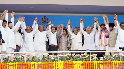 Opposition leaders including Mallikarjun Kharge, Rahul Gandhi, Priyanka Gandhi, Bihar CM Nitish Kumar, CPI(M)'s Sitaram Yechury and others during the swearing-in ceremony of the newly-elected Karnataka Government at Sree Kanteerava Stadium in in Bengaluru on Saturday. (ANI) Opposition leaders including Mallikarjun Kharge, Rahul Gandhi, Priyanka Gandhi, Bihar CM Nitish Kumar, CPI(M)'s Sitaram Yechury and others during the swearing-in ceremony of the newly-elected Karnataka Government at Sree Kanteerava Stadium in in Bengaluru on Saturday. (ANI)