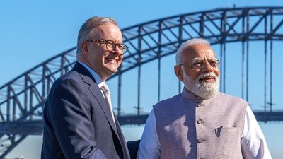 Prime Minister Narendra Modi with Australian PM Anthony Albanese during a Ceremonial Guard of Honour, at the Admiralty House, in Sydney on Wednesday. (ANI Photo) (Anthony Albanese Twitter) Prime Minister Narendra Modi with Australian PM Anthony Albanese during a Ceremonial Guard of Honour, at the Admiralty House, in Sydney on Wednesday. (ANI Photo) (Anthony Albanese Twitter)