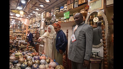G20 delegates visit a newly renovated market at Polo view in Srinagar. (HT Photo/ Waseem Andrabi) G20 delegates visit a newly renovated market at Polo view in Srinagar. (HT Photo/ Waseem Andrabi)