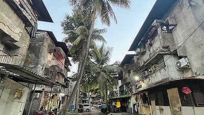 Navi Mumbai, India - May 24, 2023: NMMC declared 524 buildings as dangerous and dilapidated in the city of which 61 are in high-risk category JN-1 type building, at Sector-10, Vashi, in Navi Mumbai, India, on Wednesday, May 24, 2023. (Photo by Bachchan Kumar/HT PHOTO) (HT PHOTO) Navi Mumbai, India - May 24, 2023: NMMC declared 524 buildings as dangerous and dilapidated in the city of which 61 are in high-risk category JN-1 type building, at Sector-10, Vashi, in Navi Mumbai, India, on Wednesday, May 24, 2023. (Photo by Bachchan Kumar/HT PHOTO) (HT PHOTO)