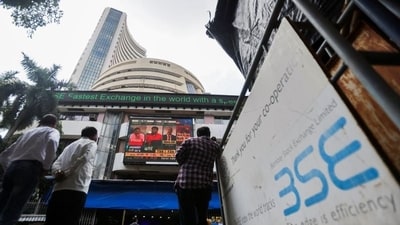 Sensex down to 61,784 points, Nifty in red at 18,270 (Reuters File) Sensex down to 61,784 points, Nifty in red at 18,270 (Reuters File)
