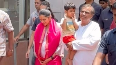 Shloka Ambani and Mukesh Ambani with Prithvi Ambani visit the Siddhivinayak Temple. Shloka Ambani and Mukesh Ambani with Prithvi Ambani visit the Siddhivinayak Temple.