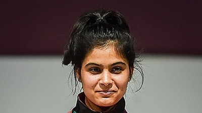 Manu Bhaker of India shows her Gold medal after competing at the Youth Olympic Games 2018 in Buenos Aires (Getty Images)