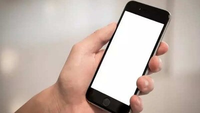 The advisory comes after several consumers complained that sellers refuse to provide services unless the consumers share their contact details.