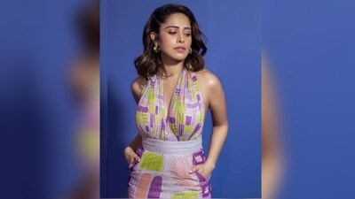With the sassistance of makeup artist Vardan Nayak, Nushrratt opted for a minimalist makeup look featuring shimmering nude eyeshadow, mascara-coated lashes, winged eyeliner, a touch of blush on her cheeks, and a delightful shade of nude pink lipstick. (Instagram/@nushrrattbharuccha) With the sassistance of makeup artist Vardan Nayak, Nushrratt opted for a minimalist makeup look featuring shimmering nude eyeshadow, mascara-coated lashes, winged eyeliner, a touch of blush on her cheeks, and a delightful shade of nude pink lipstick. (Instagram/@nushrrattbharuccha)