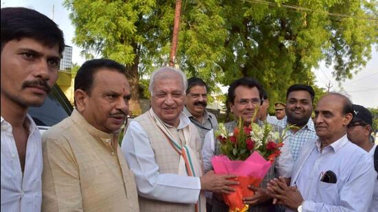 Kerala governor Arif Mohammad Khan in Prayagraj on Wednesday. (HT Photo)