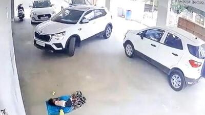Police said the man driving the vehicle told the police that he did not spot the girl because she appeared to be covered in a bedsheet (Twitter/rajneeshksaxena) Police said the man driving the vehicle told the police that he did not spot the girl because she appeared to be covered in a bedsheet (Twitter/rajneeshksaxena)