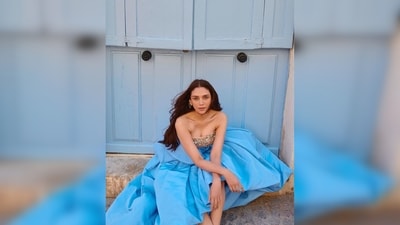 Aditi Rao Hydari donned a blue flared strapless asymmetrical Oscar de la Renta gown featuring 3D elements.&nbsp; (Instagram/@aditiraohydari)