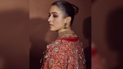 To maintain balance with her elaborate ensemble, Sanya opted for a clean bun hairstyle. The sleek bun allowed her jewelry and outfit to take the spotlight, adding an elegant touch to her overall look. (Instagram/@sanyamalhotra_) To maintain balance with her elaborate ensemble, Sanya opted for a clean bun hairstyle. The sleek bun allowed her jewelry and outfit to take the spotlight, adding an elegant touch to her overall look. (Instagram/@sanyamalhotra_)