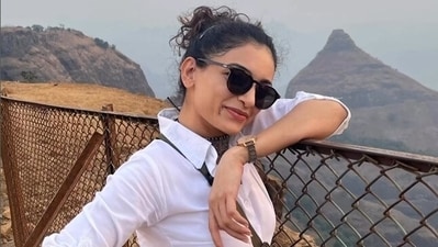 TV actor Vaibhavi Upadhyaya died in a road accident in Himachal Pradesh. TV actor Vaibhavi Upadhyaya died in a road accident in Himachal Pradesh.