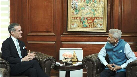 External affairs minister S Jaishankar discussed bilateral relations and regional issues at a meeting with US ambassador Eric Garcetti (Twitter/DrSJaishankar)