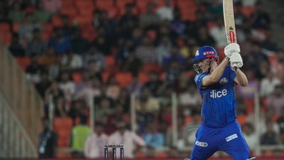 Cameron Green had to retire hurt after copping a blow from Hardik Pandya. (PTI) Cameron Green had to retire hurt after copping a blow from Hardik Pandya. (PTI)
