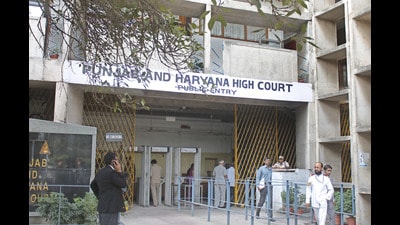 The Bar body has decided to boycott the court of justice Anil Kshetarpal over alleged “misbehaviour complaints”. (HT)