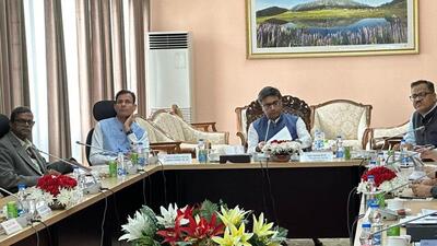 The meeting took stock of progress on various hydropower projects in the union territory of Jammu and Kashmir. (HT photo) The meeting took stock of progress on various hydropower projects in the union territory of Jammu and Kashmir. (HT photo)