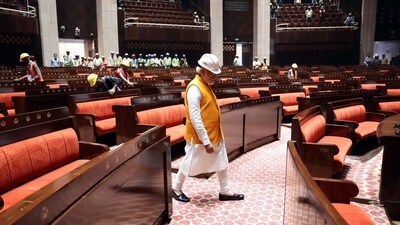 Prime Minister Narendra Modi inspected the construction of new parliament complex. (File) Prime Minister Narendra Modi inspected the construction of new parliament complex. (File)