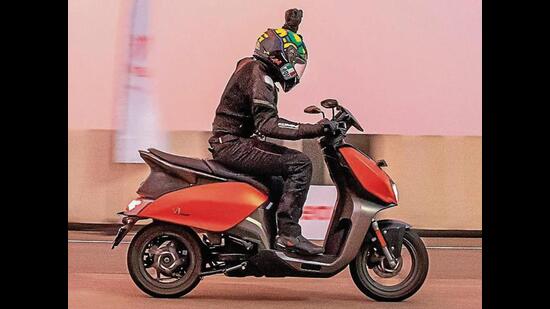 The Vida V1 is India’s first e-scooter that has removable batteries you can swap for fully charged ones in seconds.