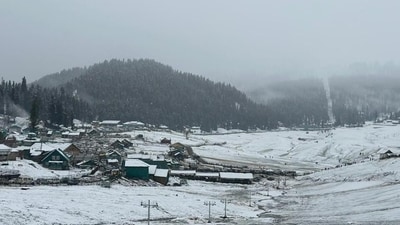 Besides the UTDRF rescue team of Ladakh Police, the Army and GREEF rescue teams also actively participated in the rescue operation. (Waseem Andrabi/HT) Besides the UTDRF rescue team of Ladakh Police, the Army and GREEF rescue teams also actively participated in the rescue operation. (Waseem Andrabi/HT)