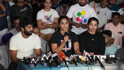Protesting wrestlers Bajrang Punia, Vinesh Phogat and Sakshi Malik during a press conference at Jantar Mantar in New Delhi on Saturday. (PTI) (HT_PRINT) Protesting wrestlers Bajrang Punia, Vinesh Phogat and Sakshi Malik during a press conference at Jantar Mantar in New Delhi on Saturday. (PTI) (HT_PRINT)
