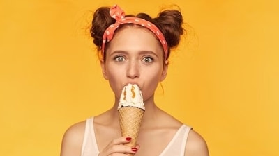 Ice cream headache occurs due to sudden constriction and numbness of blood vessels in the roof of the mouth after eating something cold. (Freepik) Ice cream headache occurs due to sudden constriction and numbness of blood vessels in the roof of the mouth after eating something cold. (Freepik)