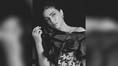 Kriti's social media posts are generating a lot of attention, with over 300k likes and numerous comments. Her fans are showering her with praises and compliments, captivated by her remarkable appearance. (Instagram/@kritisanon) Kriti's social media posts are generating a lot of attention, with over 300k likes and numerous comments. Her fans are showering her with praises and compliments, captivated by her remarkable appearance. (Instagram/@kritisanon)