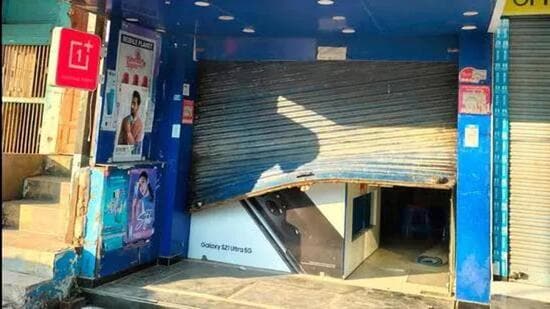 The Forum for Protection of Non-Mizos said that 91 shops, mostly of Bengali and Hindi speaking people, have been closed in Mizoram. (Representative Image)
