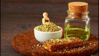 Hemp seeds and oil (Photo: Shutterstock) Hemp seeds and oil (Photo: Shutterstock)