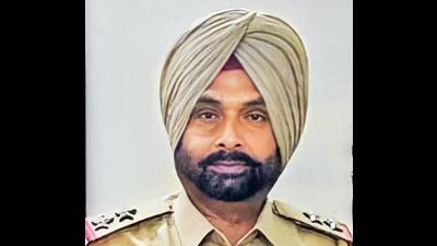 Ludhiana sub-inspector Ashwani Kumar. (HT Photo) Ludhiana sub-inspector Ashwani Kumar. (HT Photo)