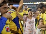 IPL 2023: An emotional MS Dhoni lifting Ravindra Jadeja and embracing daughter Ziva Dhoni after CSK won their fifth IPL title. IPL 2023: An emotional MS Dhoni lifting Ravindra Jadeja and embracing daughter Ziva Dhoni after CSK won their fifth IPL title.