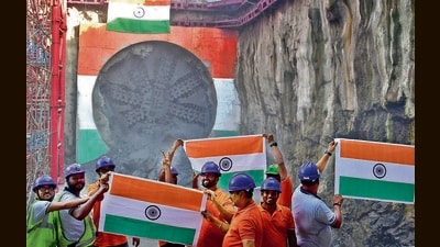 Mumbai, India - May 30, 2023: The 'break through' mining of the second tunnel from Swarajya Bhumi (Girgaon Chowpatty) to Priyadarshini Park in the Mumbai Coastal Road Project has been completed with India's largest TBM plant 'Mawla', in presence Chief minister Eknath Shinde and Deputy CM Devendra Fadnavis, at Priyadarshini Park, Nepeansea Road, in Mumbai, India, on Tuesday, May 30, 2023. (Photo by Bhushan Koyande/HT Photo) (HT PHOTO) Mumbai, India - May 30, 2023: The 'break through' mining of the second tunnel from Swarajya Bhumi (Girgaon Chowpatty) to Priyadarshini Park in the Mumbai Coastal Road Project has been completed with India's largest TBM plant 'Mawla', in presence Chief minister Eknath Shinde and Deputy CM Devendra Fadnavis, at Priyadarshini Park, Nepeansea Road, in Mumbai, India, on Tuesday, May 30, 2023. (Photo by Bhushan Koyande/HT Photo) (HT PHOTO)