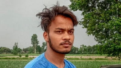 Delhi Police arrests Sahil, accused of allegedly stabbing a minor girl in the Shahabad Dairy area of northwest Delhi, in Bulandshahr on Monday, (HT photo) Delhi Police arrests Sahil, accused of allegedly stabbing a minor girl in the Shahabad Dairy area of northwest Delhi, in Bulandshahr on Monday, (HT photo)