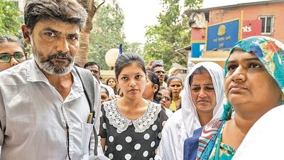 The SIT cited Solanki’s chats. The chats revealed that the deceased 18-year-old had taken admission at the premier institute, away from his home in Ahmedabad, under family (in pic) pressure and that he was finding it hard to keep up with the studies. This, he said, was leading to bouts of depression. (Satish Bate/HT PHOTO) The SIT cited Solanki’s chats. The chats revealed that the deceased 18-year-old had taken admission at the premier institute, away from his home in Ahmedabad, under family (in pic) pressure and that he was finding it hard to keep up with the studies. This, he said, was leading to bouts of depression. (Satish Bate/HT PHOTO)