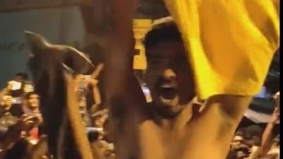 Bengaluru people take to the streets at midnight to celebrate CSK win.