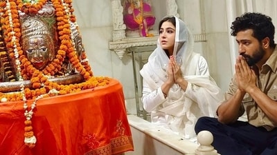 Sara Ali Khan and Vicky Kaushal were spotted offering prayers inside a temple in Lucknow. Sara Ali Khan and Vicky Kaushal were spotted offering prayers inside a temple in Lucknow.