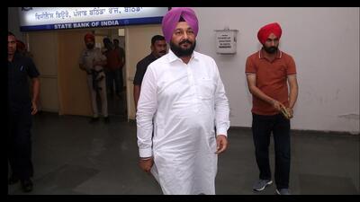 Former revenue minister Gurpreet Singh Kangar did not appear before the vigilance bureau (VB) on Wednesday.