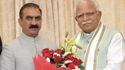 Haryana chief minister Manohar Lal Khattar (right) and his Himachal counterpart Sukhvinder Singh Sukhu will have a virtual meeting to discuss inter-state issues on June 5. (HT file photo) Haryana chief minister Manohar Lal Khattar (right) and his Himachal counterpart Sukhvinder Singh Sukhu will have a virtual meeting to discuss inter-state issues on June 5. (HT file photo)