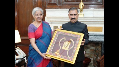 Himachal CM Sukhvinder Singh Sukhu with Union finance minister Nirmala Sitharaman at New Delhi on Wednesday. (HT Photo)