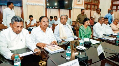 Karnataka Chief Minister Siddaramaiah holds a pre-Cabinet meeting, at Vidhana Soudha in Bengaluru on Wednesday. (ANI) Karnataka Chief Minister Siddaramaiah holds a pre-Cabinet meeting, at Vidhana Soudha in Bengaluru on Wednesday. (ANI)