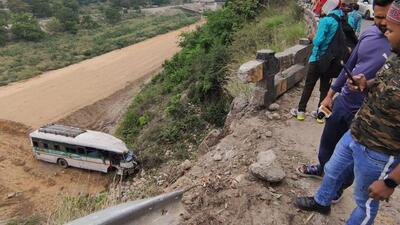 The Uttakhand state transport bus fell 20 metres after driver lost control of vehicle (HT Photo)