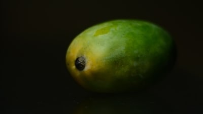 Dasheri - This mango has an elongated shape and bright and yellow skin. Named after the village Dasheri in Uttar Pradesh, this mango variety is popular for its exceptionally sweet and fragrant flavour. (Unsplash)