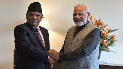 Prime Minister Modi with Nepalese counterpart (HT File)