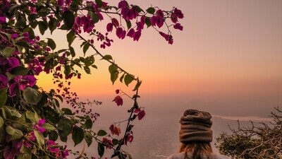 Mount Abu, Rajasthan: Nestled amidst the Aravalli Range, Mount Abu is the only hill station in the state of Rajasthan. The scenic beauty of this place combined with its hilltop viewpoints makes it an excellent location for capturing stunning sunsets. (Unsplash) Mount Abu, Rajasthan: Nestled amidst the Aravalli Range, Mount Abu is the only hill station in the state of Rajasthan. The scenic beauty of this place combined with its hilltop viewpoints makes it an excellent location for capturing stunning sunsets. (Unsplash)