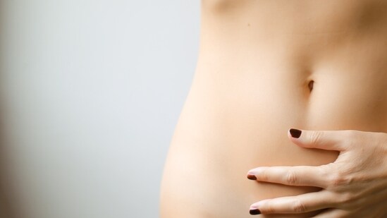 Digestive health: Olive oil has been traditionally used to aid digestion and improve gastrointestinal health. It can stimulate the production of bile and promote better absorption of nutrients. Additionally, its anti-inflammatory properties may help alleviate symptoms of conditions like ulcerative colitis and gastritis.&nbsp;(Unsplash)