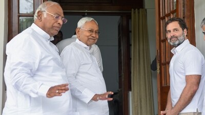 Congress president Mallikarjun Kharge and Congress leader Rahul Gandhi met Bihar chief minister Nitish Kumar at the former's residence in New Delhi. (ANI Photo/Ayush Sharma) Congress president Mallikarjun Kharge and Congress leader Rahul Gandhi met Bihar chief minister Nitish Kumar at the former's residence in New Delhi. (ANI Photo/Ayush Sharma)