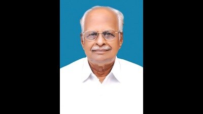 Born in Kerala in 1933 Dr Arjunan completed his education in Kerala and later obtained three D.Litt degrees from Jabalpur University, Agra University and Aligarh Muslim University. (Sourced)