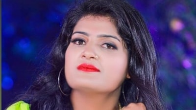 Bhojpuri singer Nisha Upadhyay hospitalised after bullet injuries. Bhojpuri singer Nisha Upadhyay hospitalised after bullet injuries.